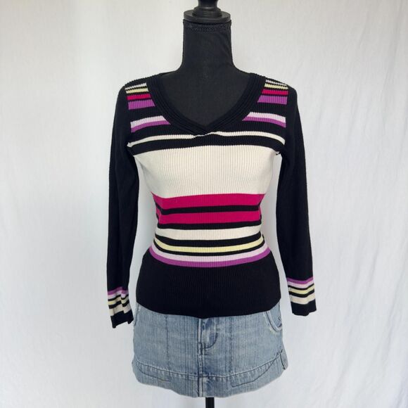 Vintage Striped Sweater \ Y2K 2000s Retro Pink and Black Striped Sweater - Picture 1 of 7